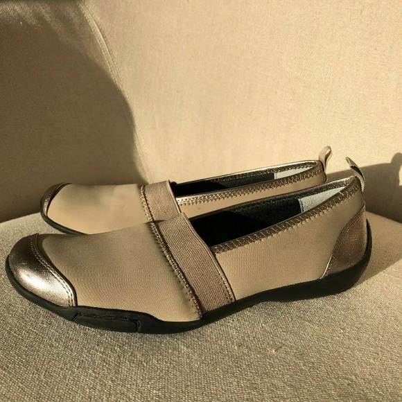 NEW ROSHOMMERSON 7.5SS Carol Pewter Stretch SlipOn - Picture 3 of 8